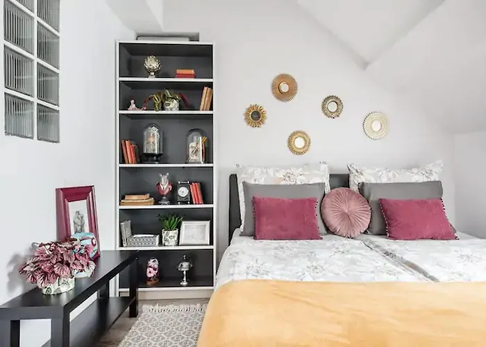 Blissful Loft Tivoli * ليوبليانا